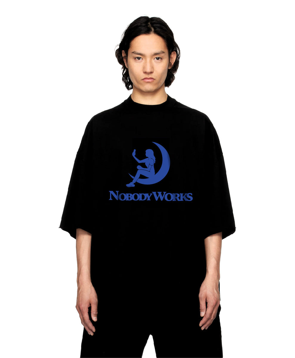 Nobody Works Tee Black